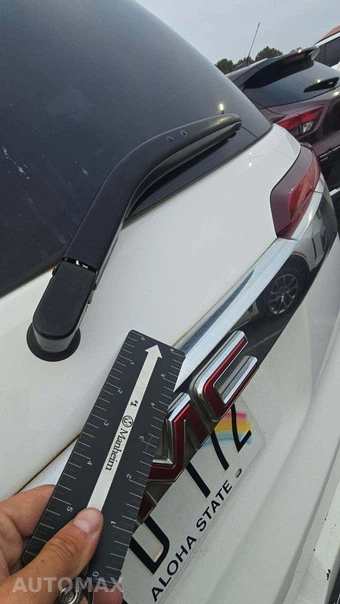 2023 GMC Acadia Denali 5SA - miniatura 25