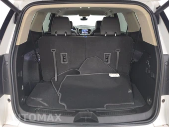 2023 GMC Acadia Denali 5SA - miniatura 17
