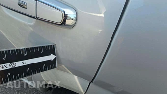 2023 GMC Acadia Denali 5SA - miniatura 30