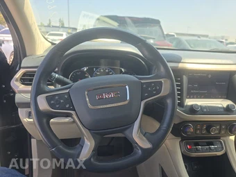2023 GMC Acadia Denali 5SA - miniatura 10