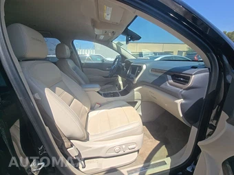 2023 GMC Acadia Denali 5SA - miniatura 8