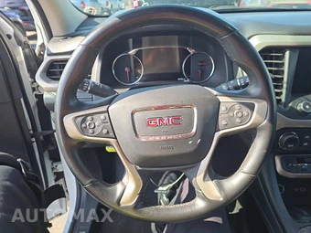 2023 GMC Acadia Denali 5SA - miniatura 10