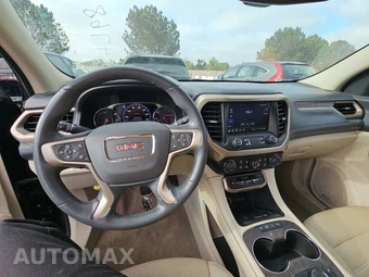 2023 GMC Acadia Denali 5SA - miniatura 11