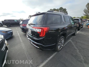 2023 GMC Acadia Denali 5SA - miniatura 4