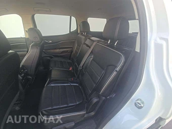 2023 GMC Acadia Denali 5SA - miniatura 10