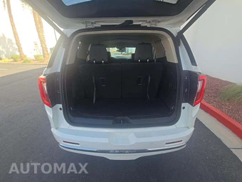 2023 GMC Acadia Denali 5SA - miniatura 12