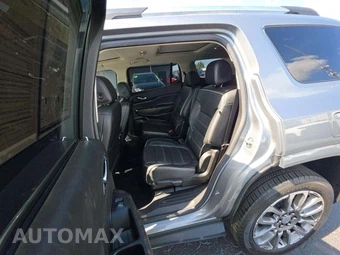 2023 GMC Acadia Denali 5SA - miniatura 13