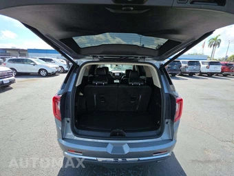 2023 GMC Acadia Denali 5SA - miniatura 15