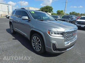 2023 GMC Acadia Denali 5SA - miniatura 4
