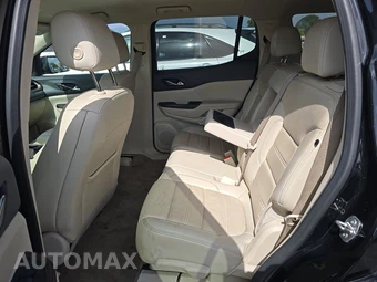 2023 GMC Acadia Denali 5SA - miniatura 13