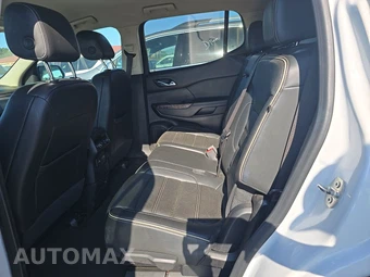 2023 GMC Acadia Denali 5SA - miniatura 13