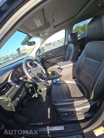2023 GMC Acadia Denali 5SA - miniatura 6