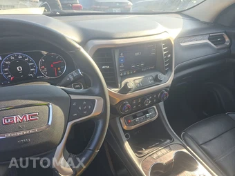 2023 GMC Acadia Denali 5SA - miniatura 11