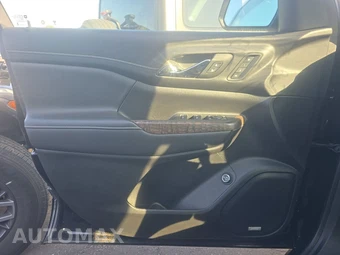 2023 GMC Acadia Denali 5SA - miniatura 9