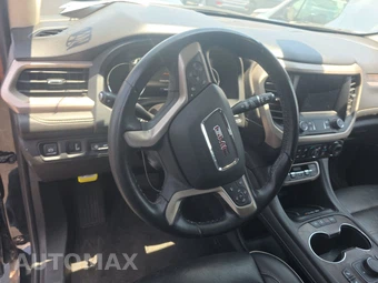 2023 GMC Acadia Denali 5SA - miniatura 10