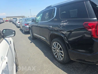2023 GMC Acadia Denali 5SA - miniatura 6