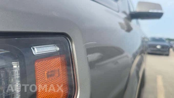 2023 GMC Acadia Denali 5SA - miniatura 23