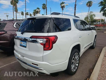 2023 GMC Acadia Denali 5SA - miniatura 3