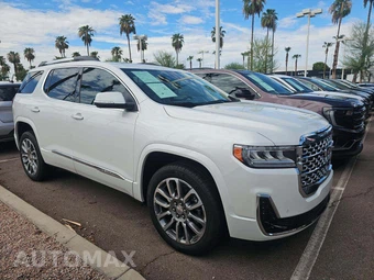 2023 GMC Acadia Denali 5SA - miniatura 4
