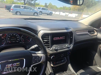 2023 GMC Acadia Denali 5SA - miniatura 11