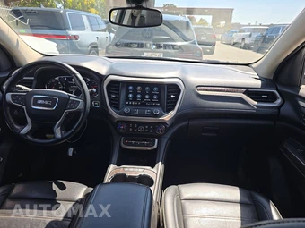 2023 GMC Acadia Denali 5SA - miniatura 11