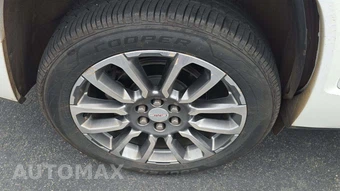 2023 GMC Acadia Denali 5SA - miniatura 27