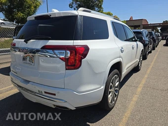 2023 GMC Acadia Denali 5SA - miniatura 4