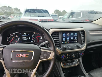 2023 GMC Acadia Denali 5SA - miniatura 11