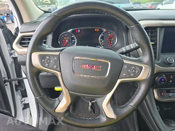 2023 GMC Acadia Denali 5SA - miniatura 10