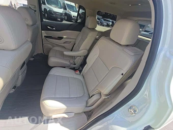 2023 GMC Acadia Denali 5SA - miniatura 13