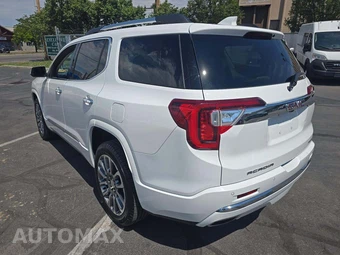 2023 GMC Acadia Denali 5SA - miniatura 2