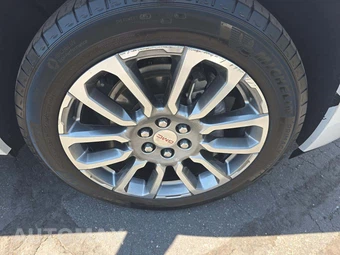 2023 GMC Acadia Denali 5SA - miniatura 25