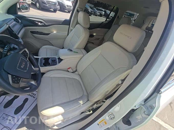 2023 GMC Acadia Denali 5SA - miniatura 6
