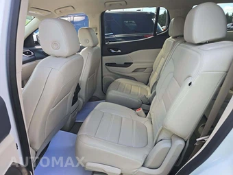 2023 GMC Acadia Denali 5SA - miniatura 13