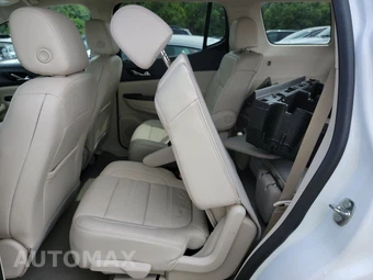 2023 GMC Acadia Denali 5SA - miniatura 13