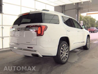 2023 GMC Acadia Denali 5SA - miniatura 4