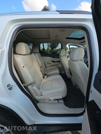 2023 GMC Acadia Denali 5SA - miniatura 14