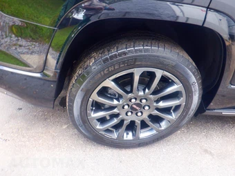 2023 GMC Acadia Denali 5SA - miniatura 16