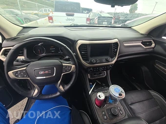 2023 GMC Acadia Denali 5SA - miniatura 11