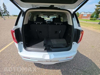 2023 GMC Acadia Denali 5SA - miniatura 12