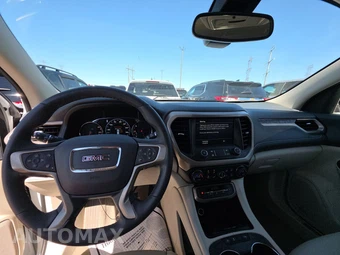 2023 GMC Acadia Denali 5SA - miniatura 11
