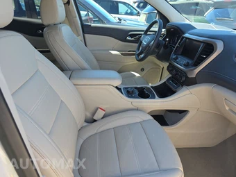 2023 GMC Acadia Denali 5SA - miniatura 8