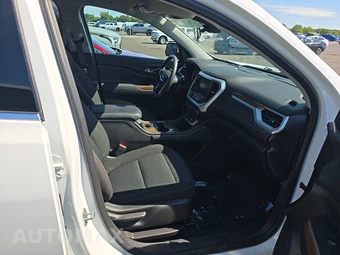 2023 GMC Acadia SLE 3SA - miniatura 8