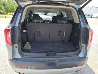 2023 GMC Acadia SLE 3SA - miniatura 17