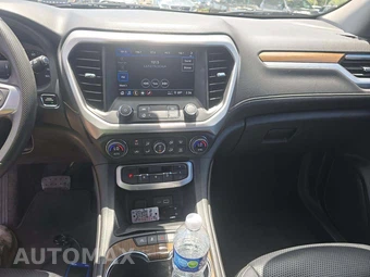 2023 GMC Acadia SLE 3SA - miniatura 10