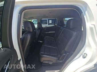 2023 GMC Acadia SLE 3SA - miniatura 13