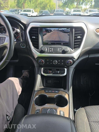 2023 GMC Acadia SLE 3SA - miniatura 10