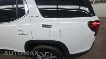 2023 GMC Acadia SLE 3SA - miniatura 19