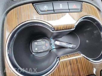 2023 GMC Acadia SLE 3SA - miniatura 9