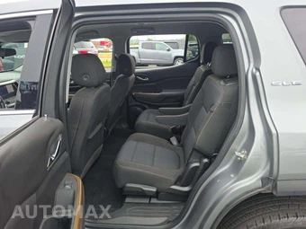 2023 GMC Acadia SLE 3SA - miniatura 13